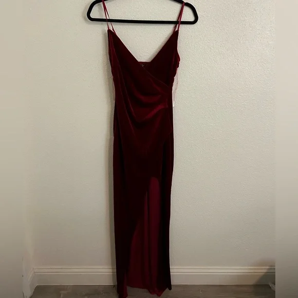 Windsor | Dresses | Velvet Long Red Dress From Windsor | Poshmark Windsor | Dresses | Velvet Long Red Dress From Windsor | Poshmark
